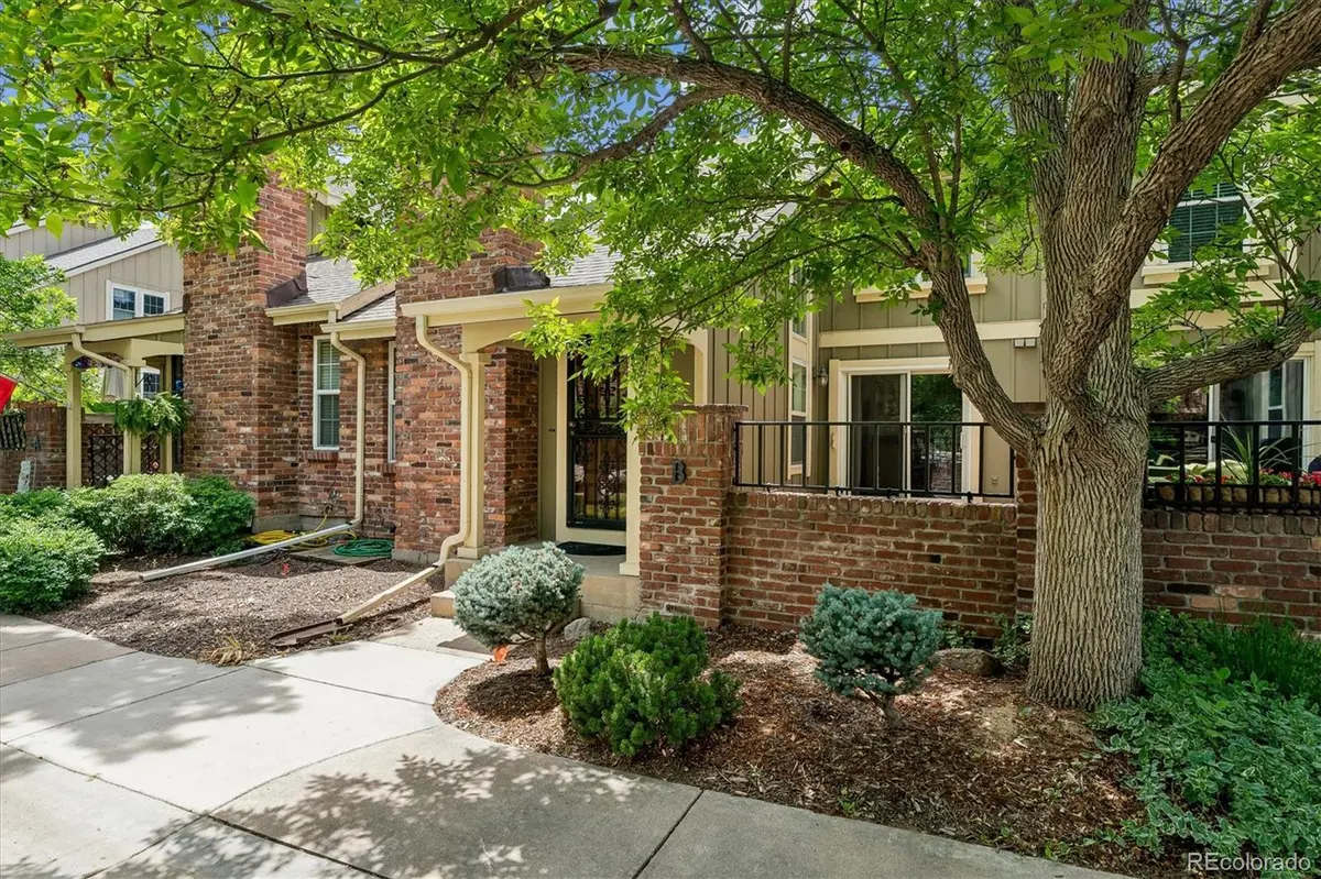 2763 W Long DR #B, Littleton, CO 80120