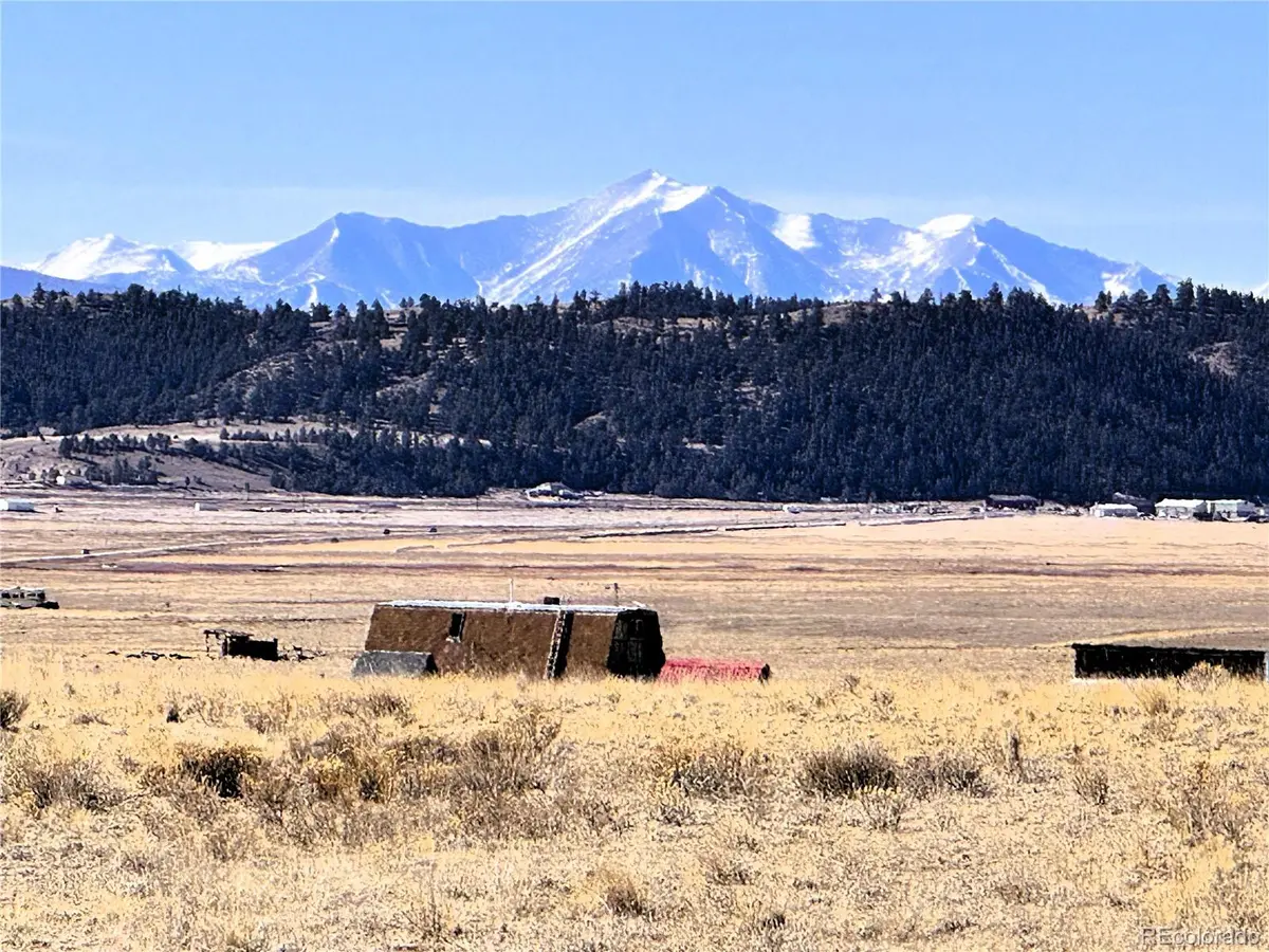1561 Hinsdale RD, Hartsel, CO 80449