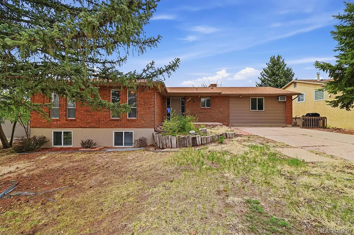 1550 Hiawatha DR, Colorado Springs, CO 80915
