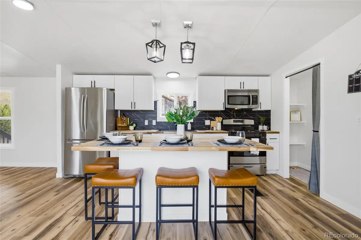 2551 W 92nd AVE, Federal Heights, CO 80260
