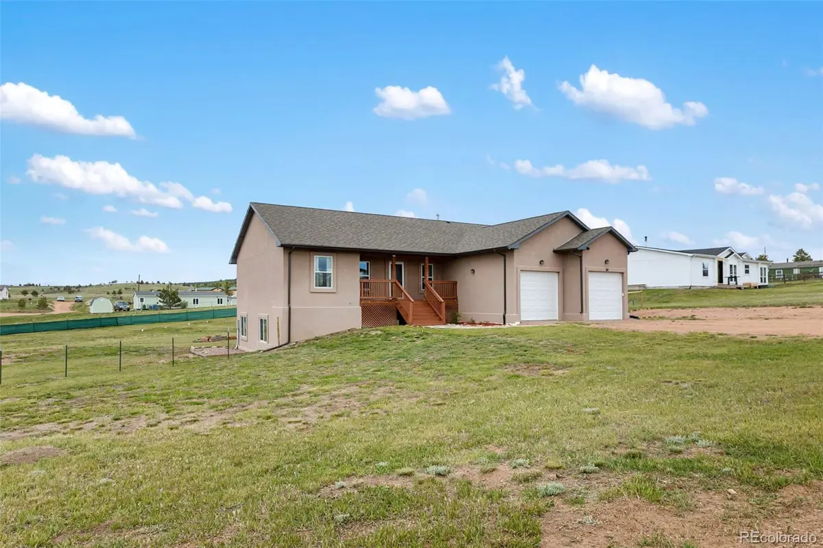 114 Hunting Horn LN, Divide, CO 80814