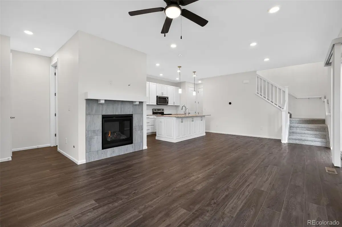 6050 N Netherland CT, Aurora, CO 80019