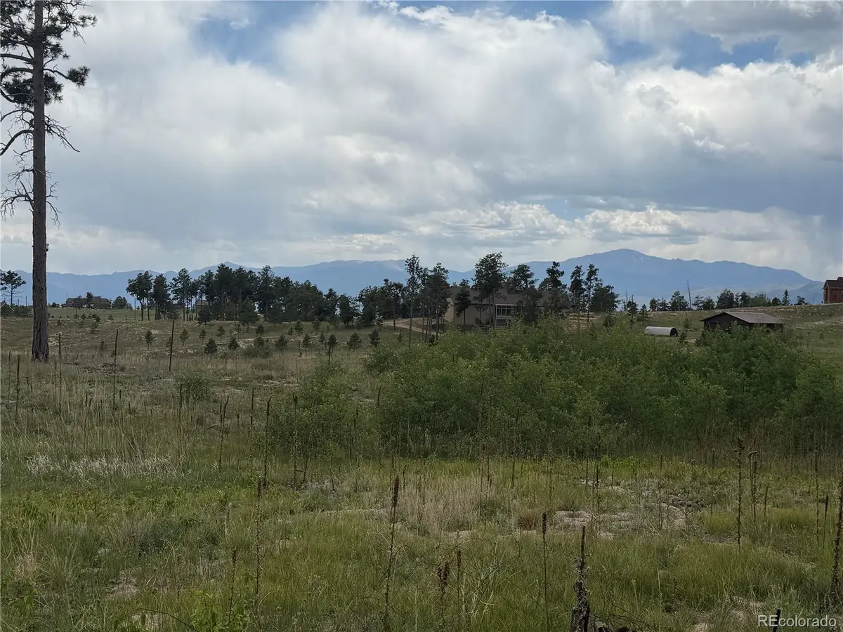 13810 Wildoak DR, Colorado Springs, CO 80908