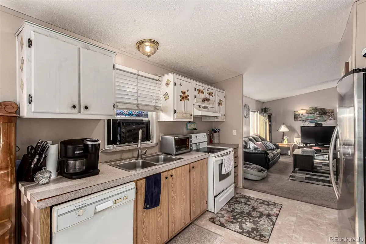 2885 E Midway BLVD, Denver, CO 80234