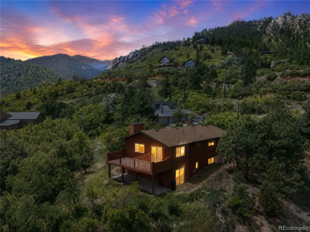 975 Crystal Park RD, Manitou Springs, CO 80829