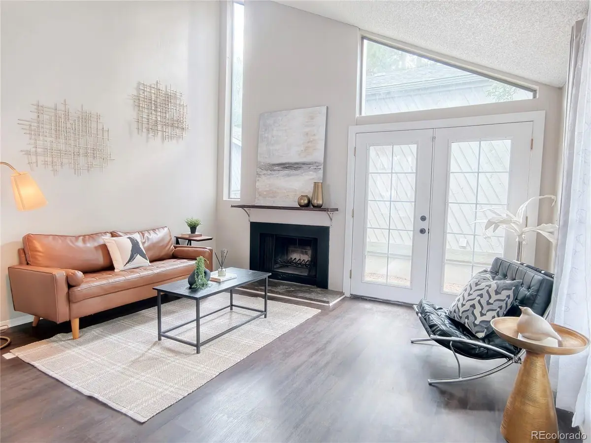 10107 E Peakview AVE, Englewood, CO 80111