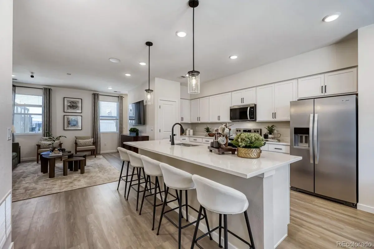 9200 E 47th AVE #202, Denver, CO 80238