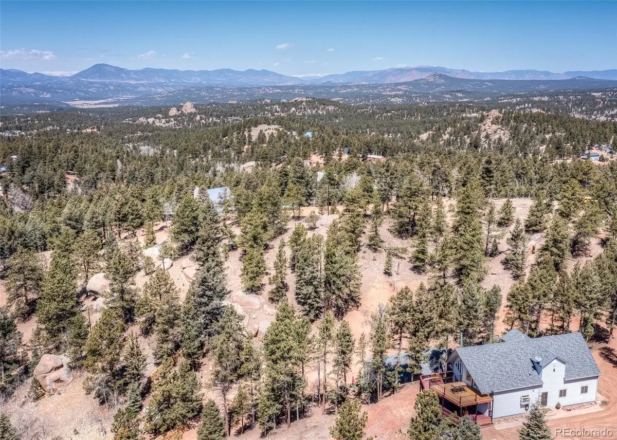 110 La Abu TRL, Florissant, CO 80816