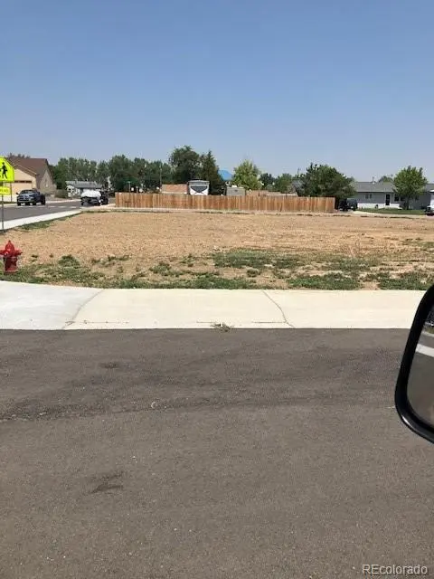 25 Johnson CT, Keenesburg, CO 80643