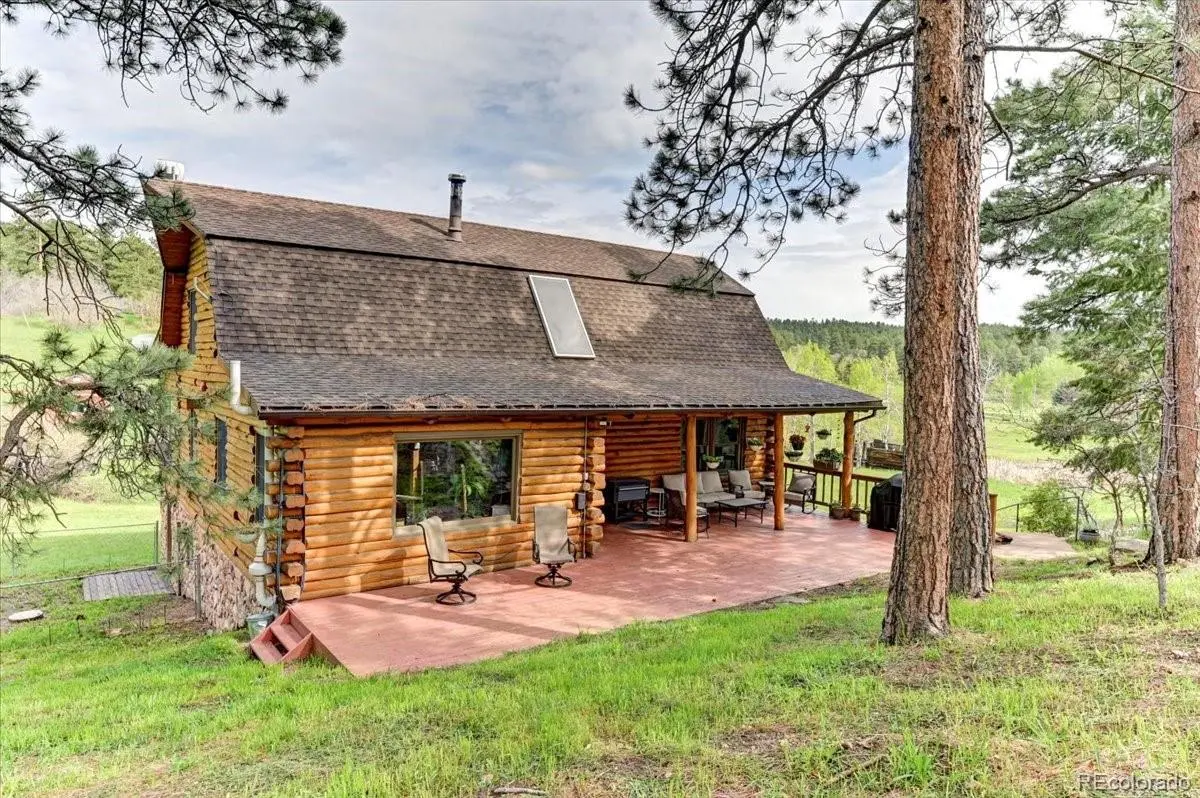 8752 S Ault LN, Morrison, CO 80465