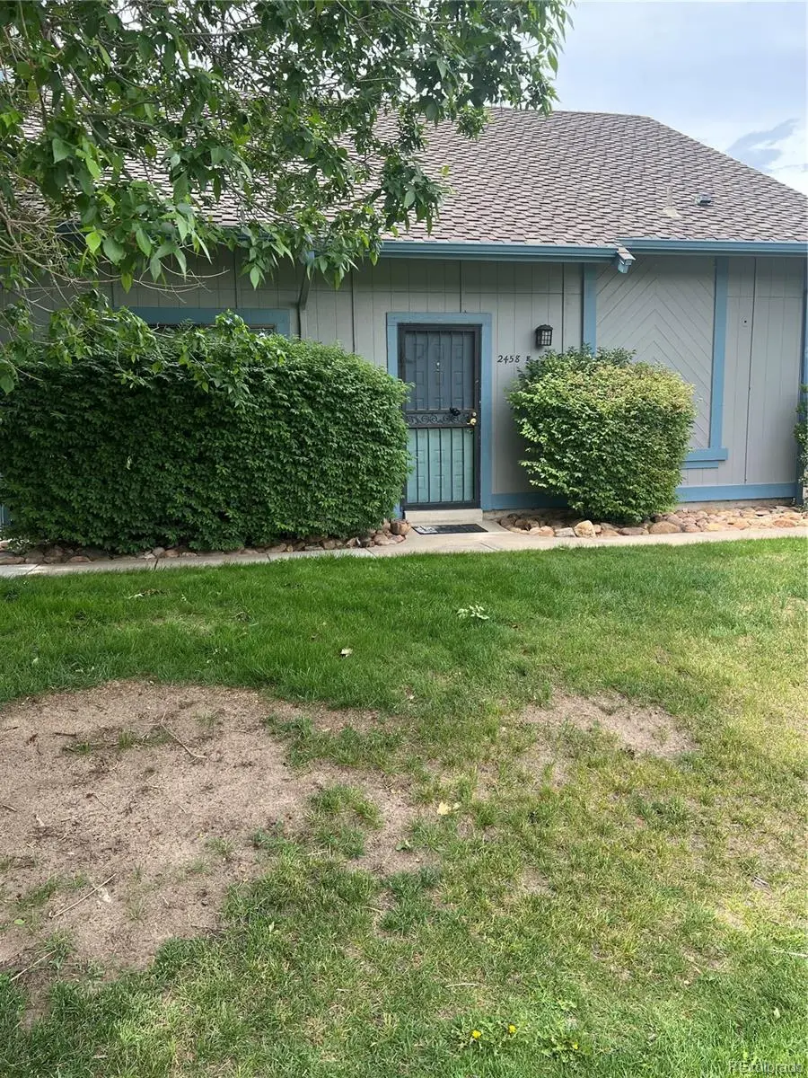 2458 S Victor ST #E, Aurora, CO 80014