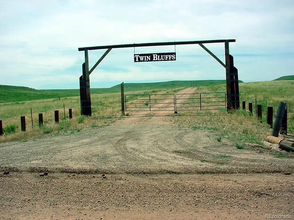 Lot 4 Twin Bluffs RD, Larkspur, CO 80118