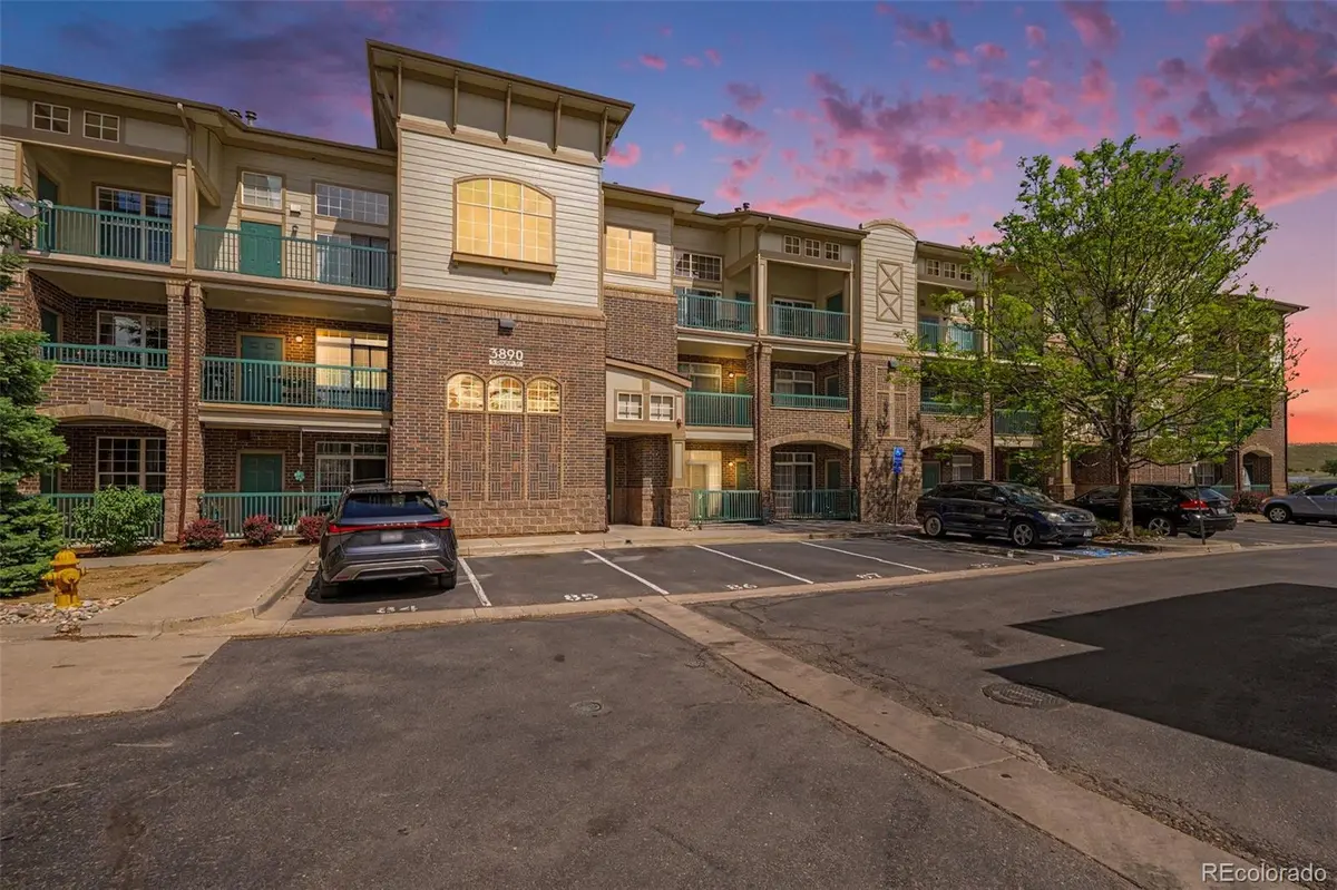 3890 S Dayton ST #103, Aurora, CO 80014