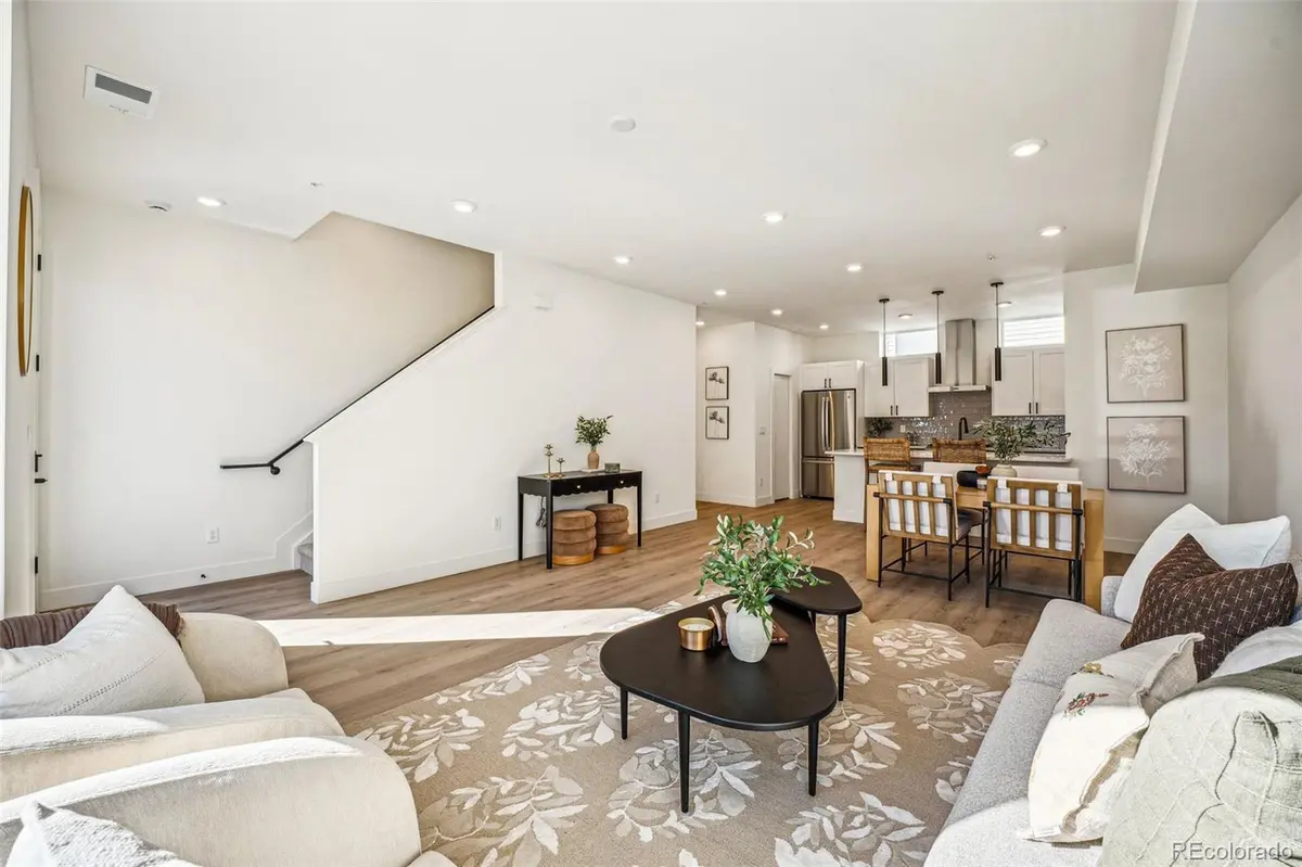 1422 Pierce ST, Lakewood, CO 80214