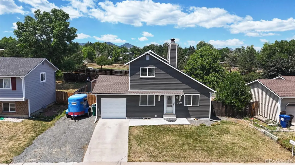 6327 S Johnson ST, Littleton, CO 80123