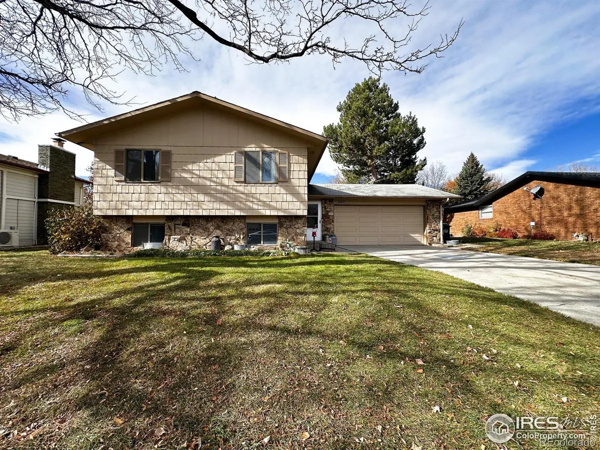 2421 Oleander CT, Loveland, CO 80538