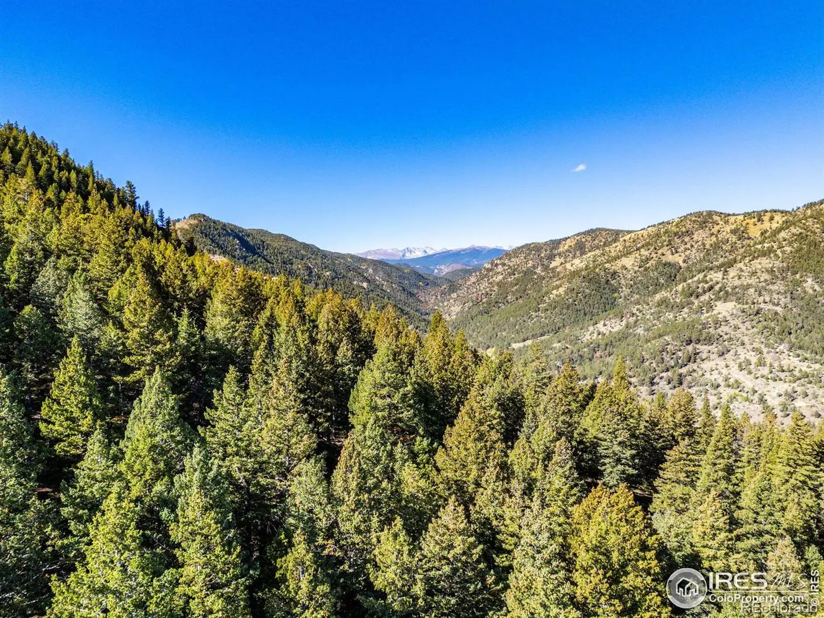 323 Roxbury DR, Boulder, CO 80302