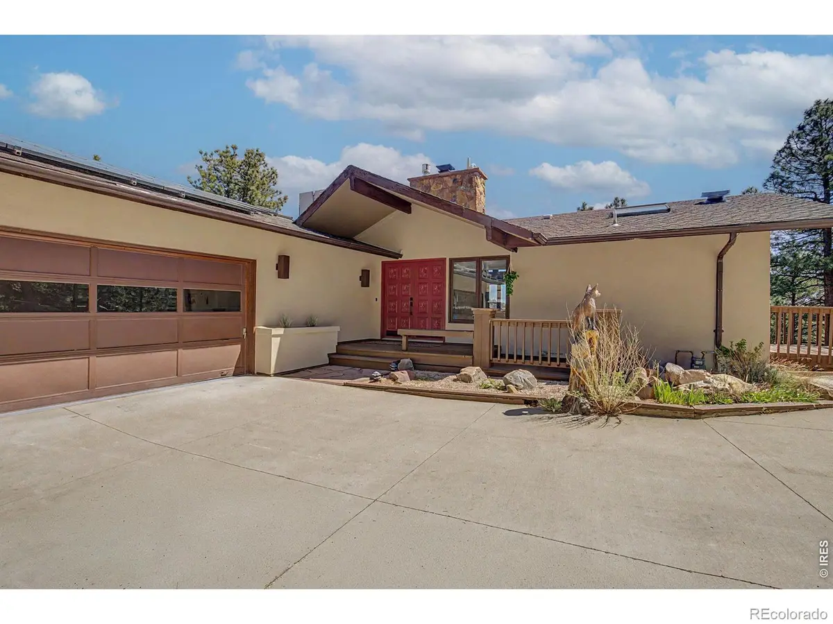 76 Pine Tree LN, Boulder, CO 80304