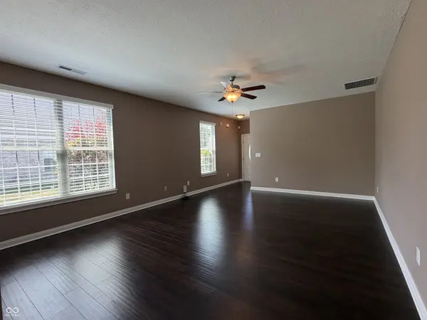 1341 Stoney Pointe WAY, Avon, IN 46123