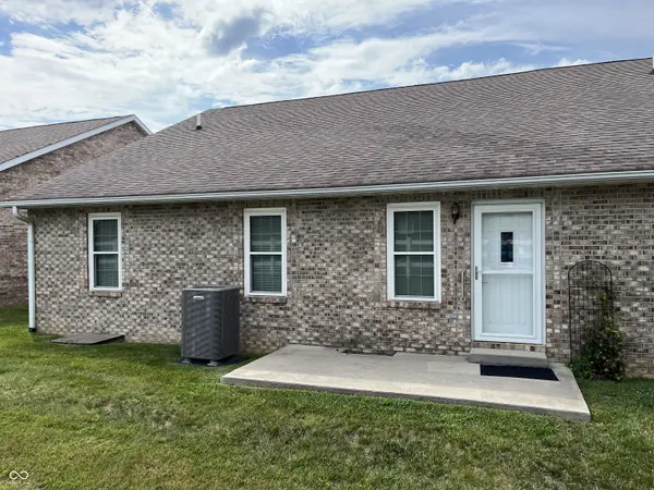 1061 E Crown Pointe BLVD, Greensburg, IN 47240