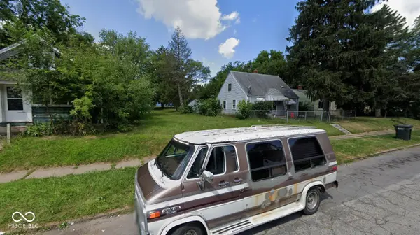 1305 N Elmer ST, South Bend, IN 46628
