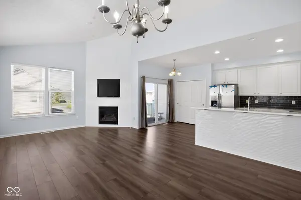 13857 Willesden CIR, Fishers, IN 46037