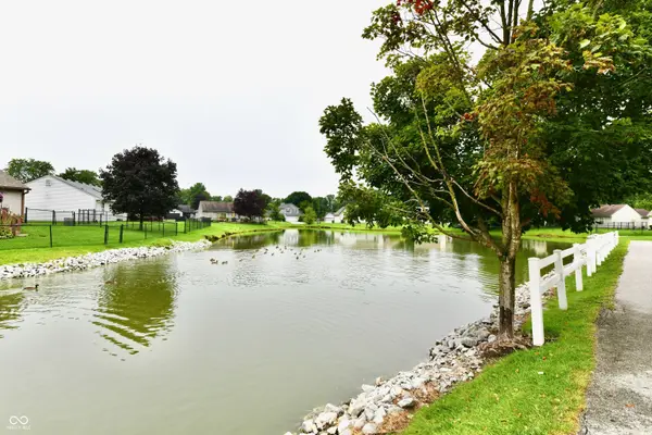 5817 Beacon Cove WAY, Indianapolis, IN 46237