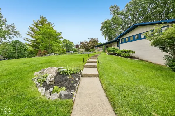 3735 Cheviot PL, Indianapolis, IN 46205