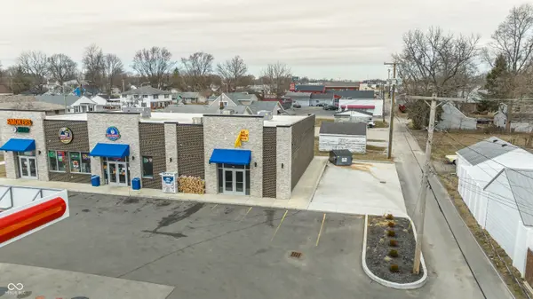 2020 Broadway ST, Anderson, IN 46012