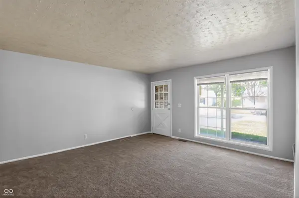 4043 Alsace PL, Indianapolis, IN 46226