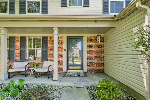 1213 Barrington DR, Greenwood, IN 46143