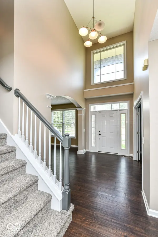 9007 Daisy CT, Noblesville, IN 46060
