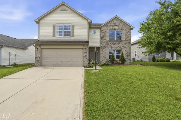 3915 Rosefinch CIR, Indianapolis, IN 46228