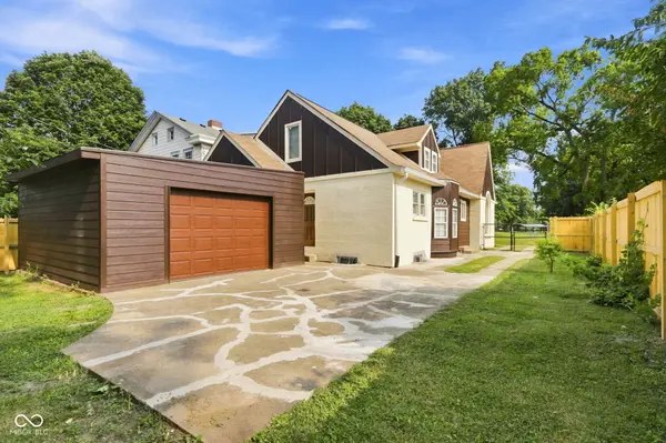 3309 Brookside Parkway South DR, Indianapolis, IN 46201