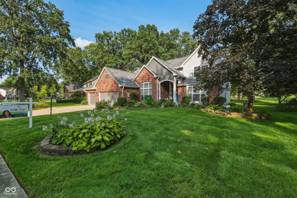5855 Dapple TRCE, Indianapolis, IN 46228