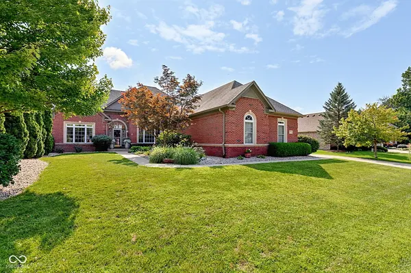 7413 Misty Woods LN, Indianapolis, IN 46237