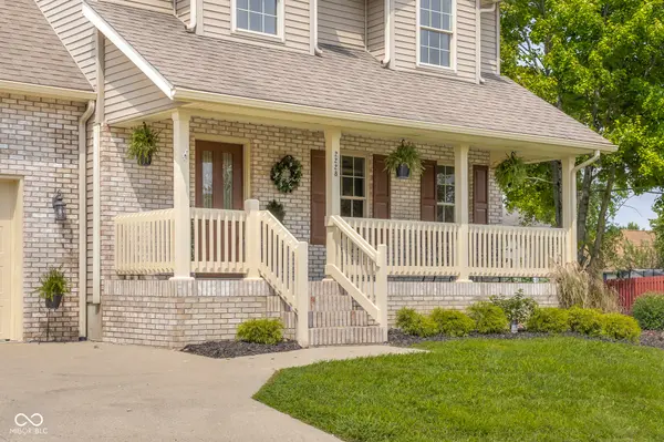 2228 Cameron CT, Columbus, IN 47203