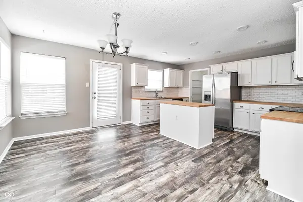 10275 Lothbury CIR, Fishers, IN 46037