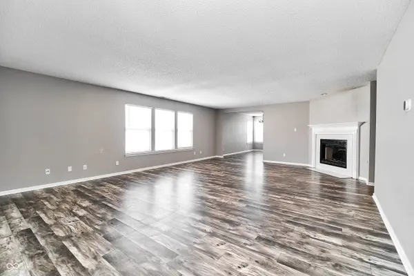 10275 Lothbury CIR, Fishers, IN 46037