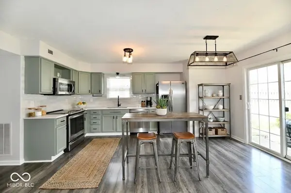 11330 War Admiral DR, Noblesville, IN 46060