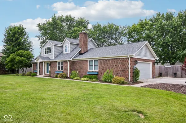 1924 S Avon AVE, Avon, IN 46123