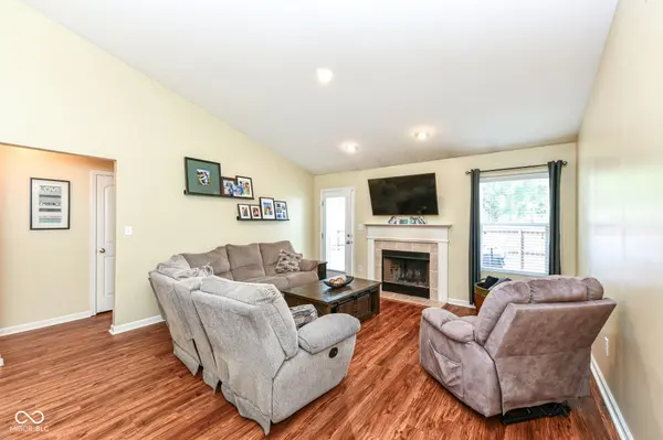 15245 Fallen Leaves LN, Noblesville, IN 46060