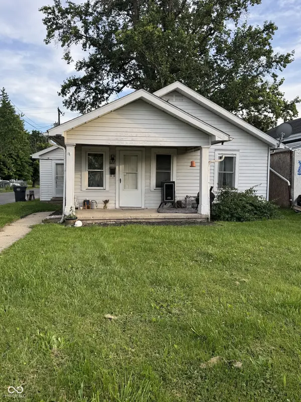 627 E 31st ST, Anderson, IN 46016