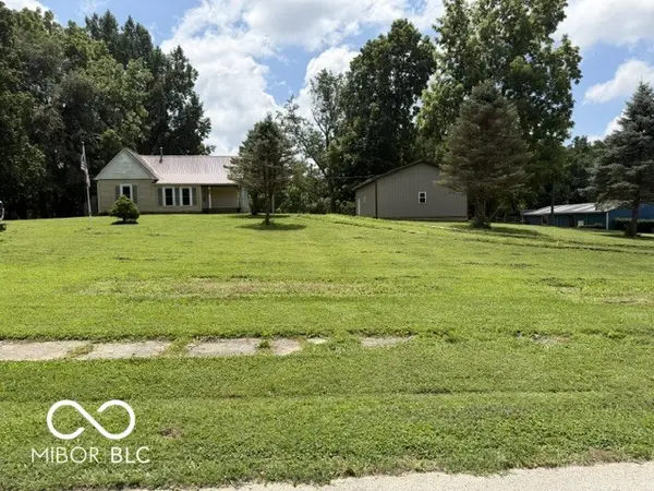 219 E Church ST, Bloomingdale, IN 47832