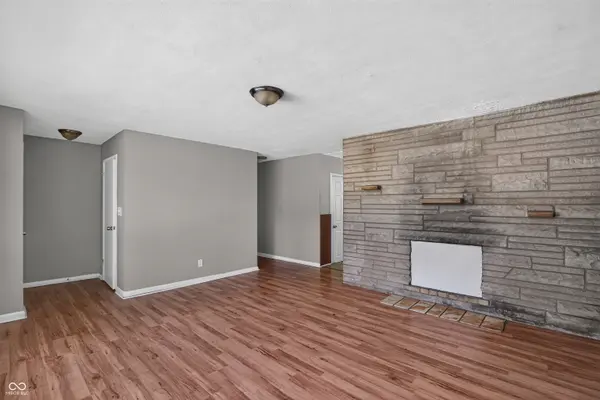 3950 N Elizabeth ST, Indianapolis, IN 46226