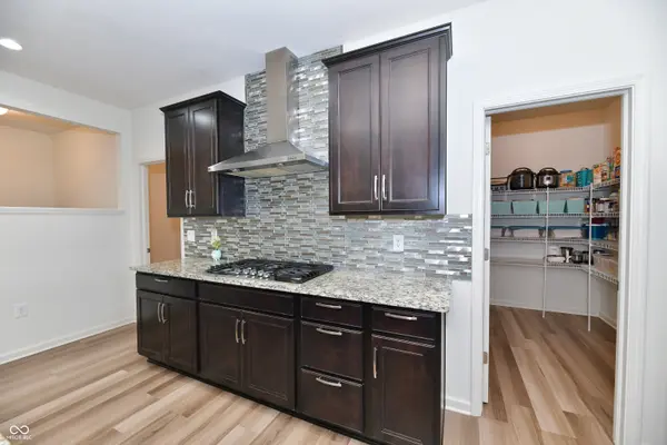 6013 Meadowview, Whitestown, IN 46075