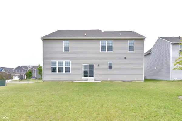 6013 Meadowview, Whitestown, IN 46075
