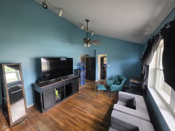 205 N Main ST, Charlottesville, IN 46117