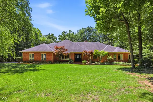 7540 S Susan LN, Trafalgar, IN 46181