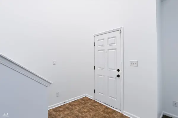 4818 Ladywood Bluff, Indianapolis, IN 46226